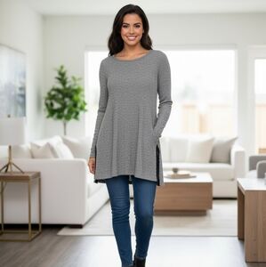 Like New Alya Cute Gray Sweater